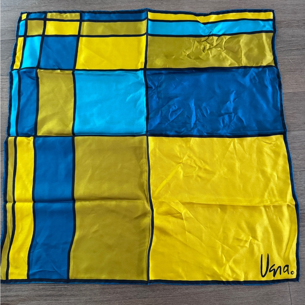 VTG Signed Vera Neumann Square Colorblock Silk Scarf in Yellow & Blue